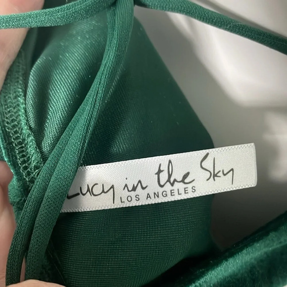 Lucy in the Sky 'Love Affair'  Lace Up Open Back Emerald Green Velvet Mini Dress - Picture 9 of 10
